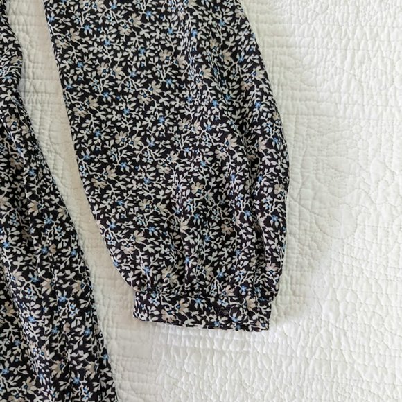 NWT Loft Floral Print Dress with ruffle detail and belted tie - Size 6 - Picture 7 of 10